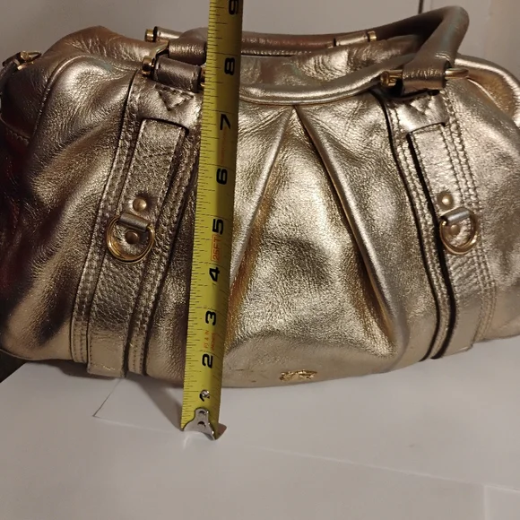Burberry gold leather Prorsum Metallic Gold Leather Authentic bag - Picture 3 of 16